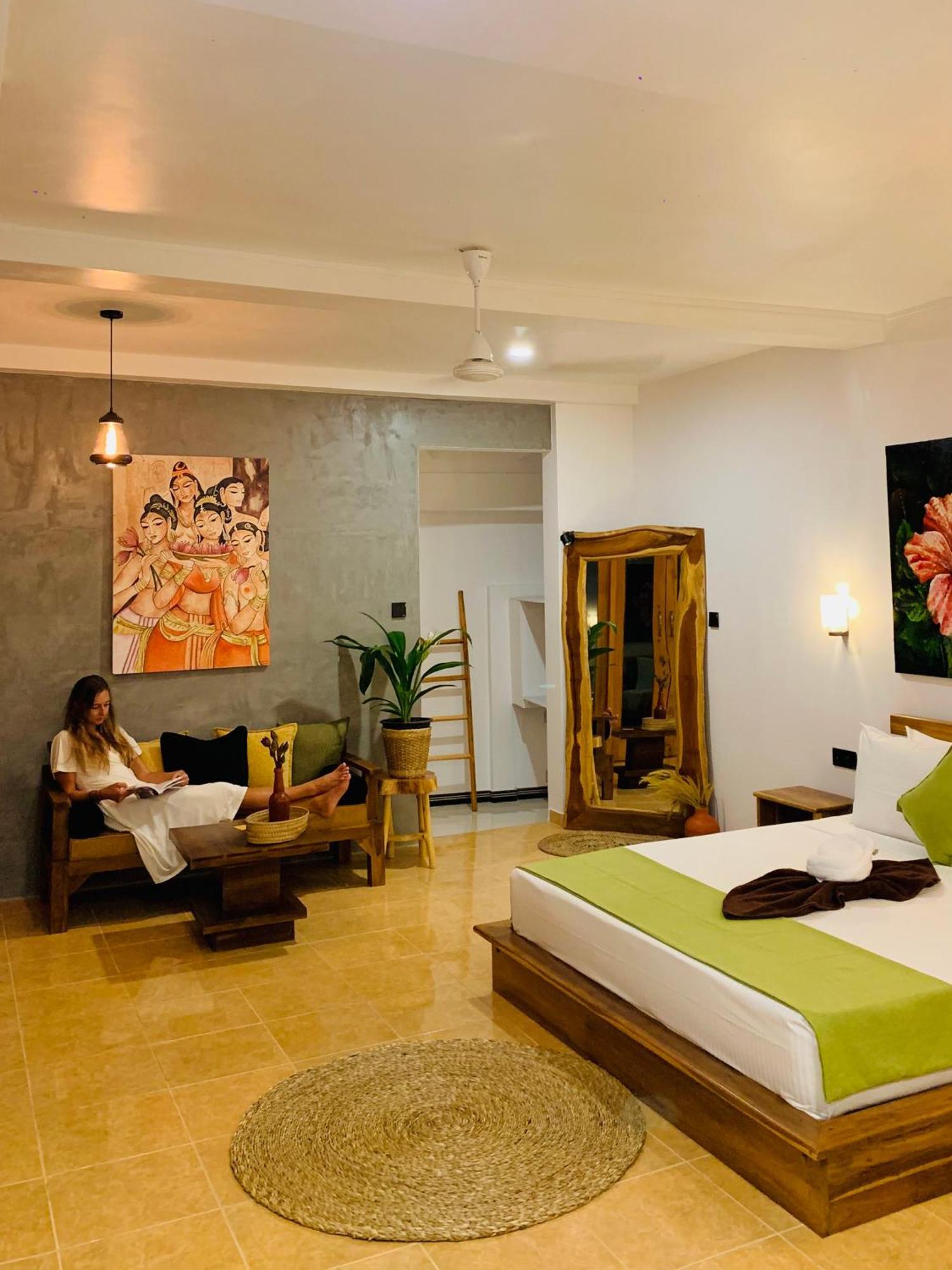 Breeze Bay Villa Dikwella Esterno foto